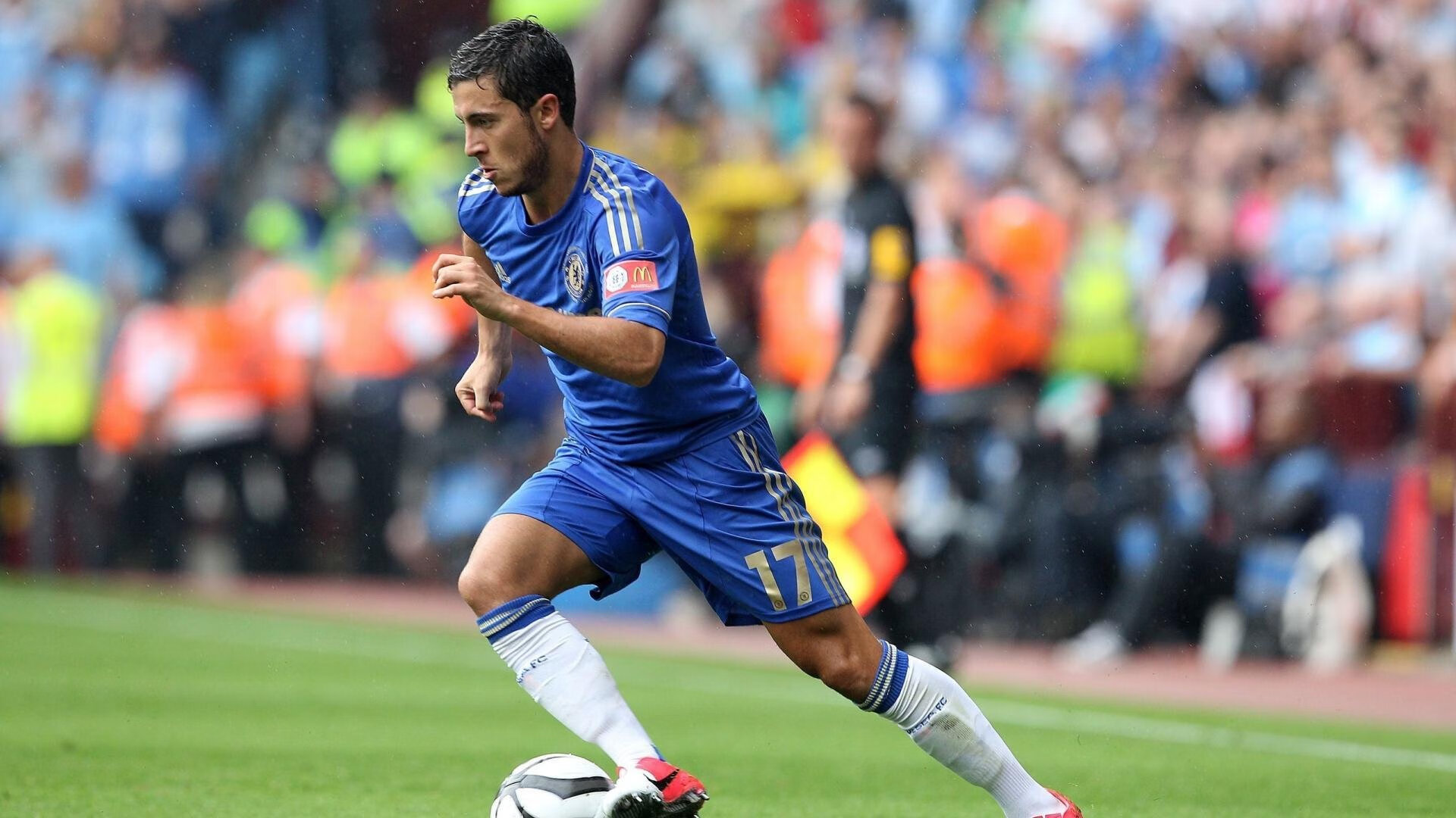 阿圭罗一剑封喉,曼城巅峰对决中威尔士的悲壮与足球的残酷美学